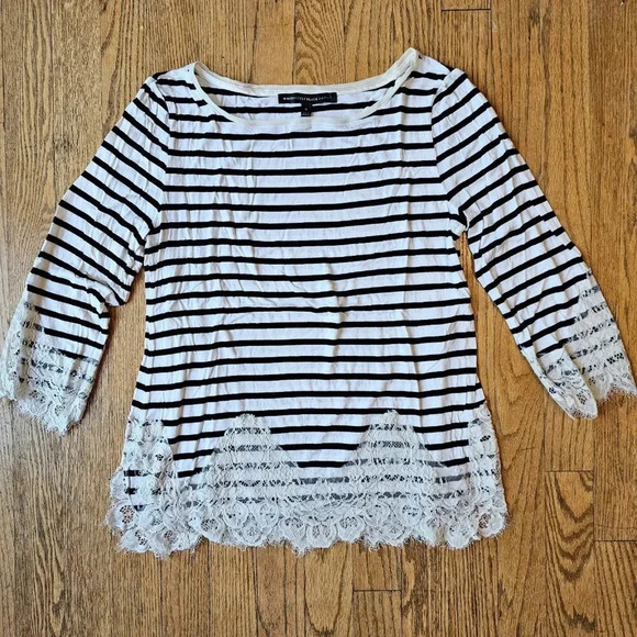 WHBM top stripes and lace size S - Picture 1 of 7